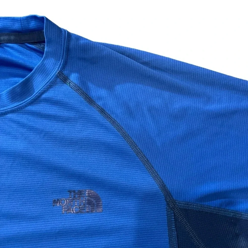 The North Face Men's Blue‎ Short Sleeve Athletic T-Shirt Size Medium